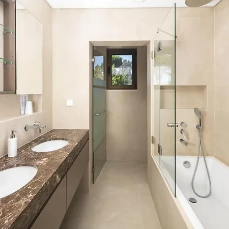 Casa Ceu Branco * קארבואירו